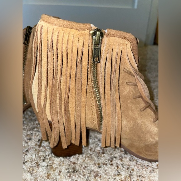 Steve Madden Suede Lace Up Heels - Picture 5 of 9